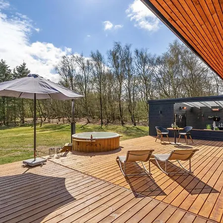 Hébergement de vacances Amazing In With House A Panoramic View Fur